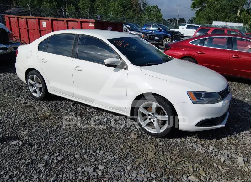 2012 Volkswagen Jetta photo