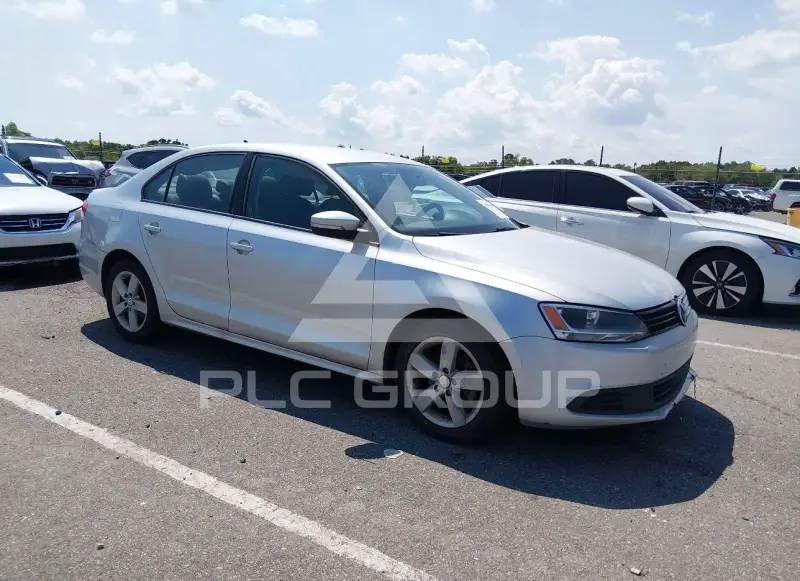 2012 Volkswagen Jetta photo
