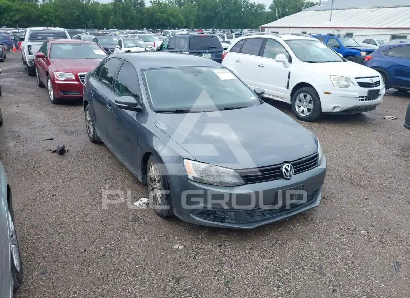 2012 Volkswagen Jetta photo