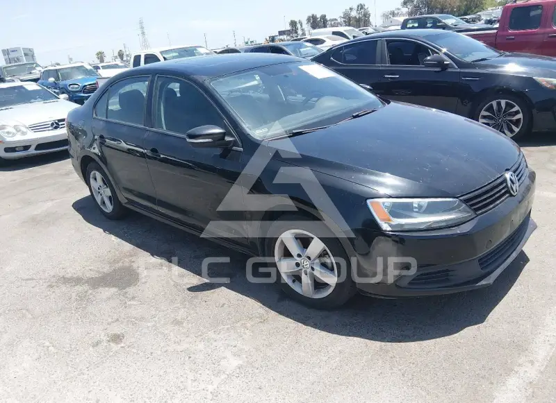 2012 Volkswagen Jetta photo