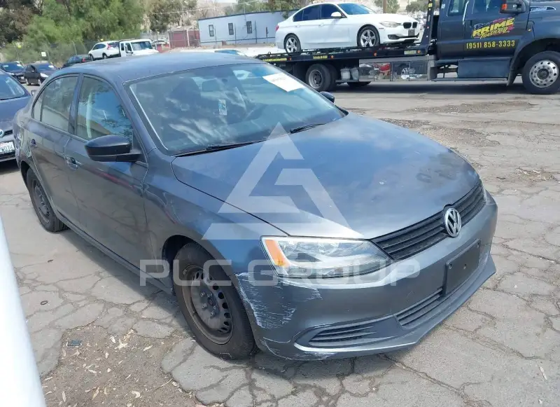 2012 Volkswagen Jetta photo
