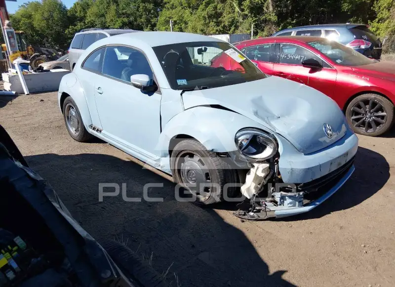 2012 Volkswagen BEETLE фото
