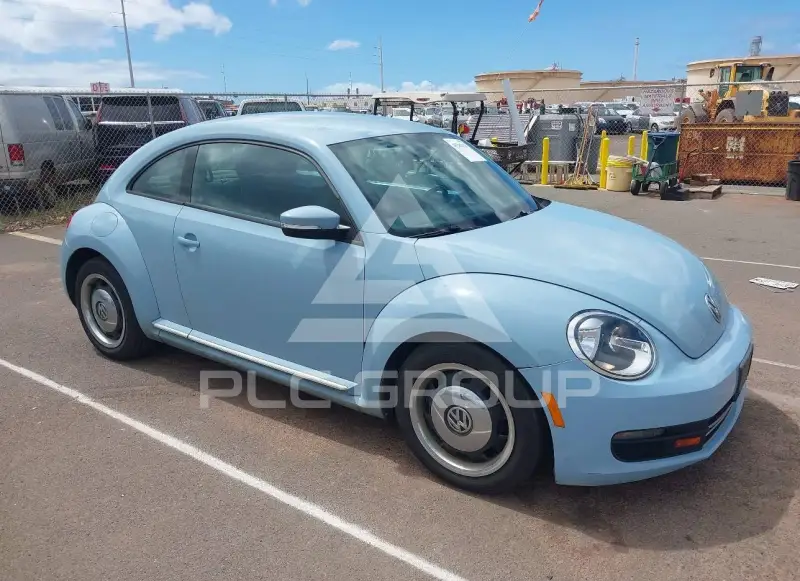 2012 Volkswagen BEETLE фото