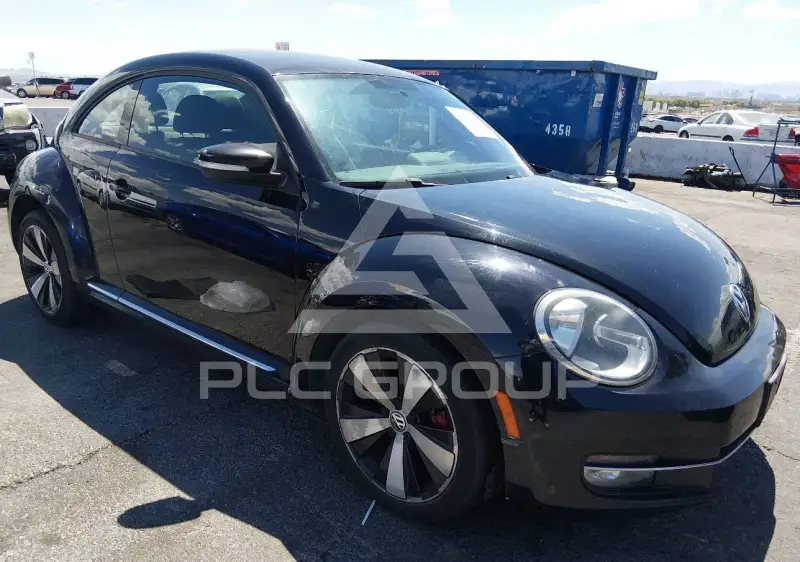 2012 Volkswagen BEETLE фото