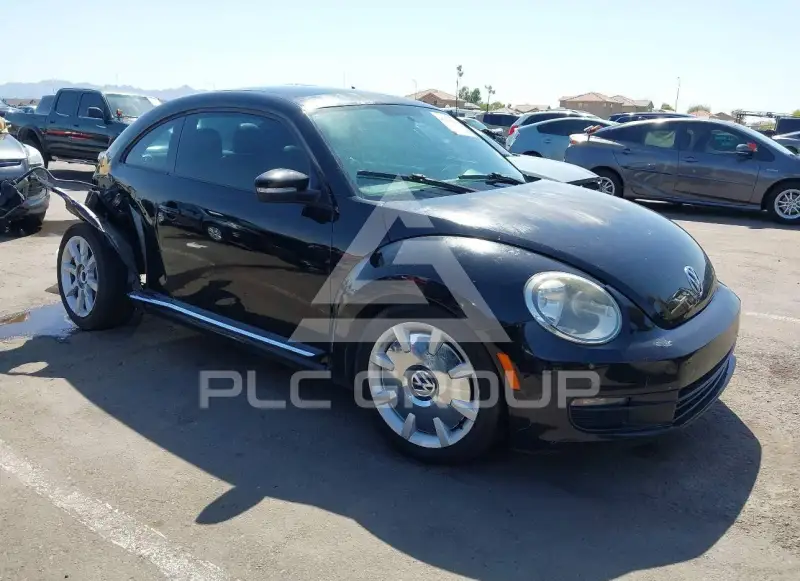 2012 Volkswagen BEETLE photo