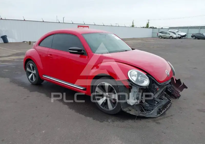 2012 Volkswagen BEETLE photo
