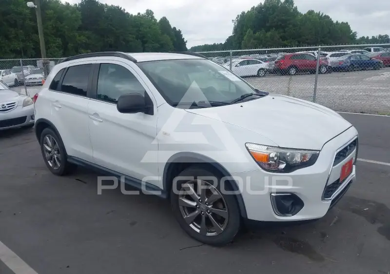 2013 Mitsubishi OUTLANDER фото