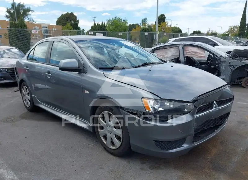 2013 Mitsubishi LANCER фото