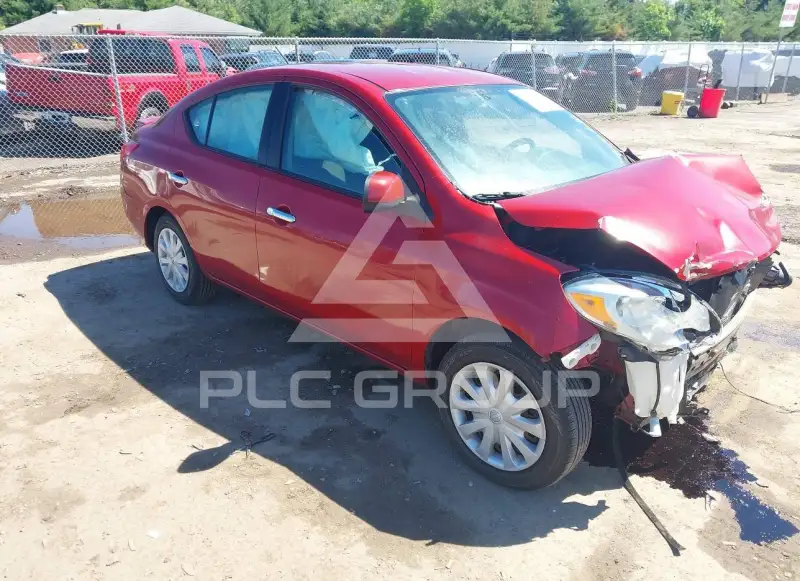 2013 Nissan VERSA фото