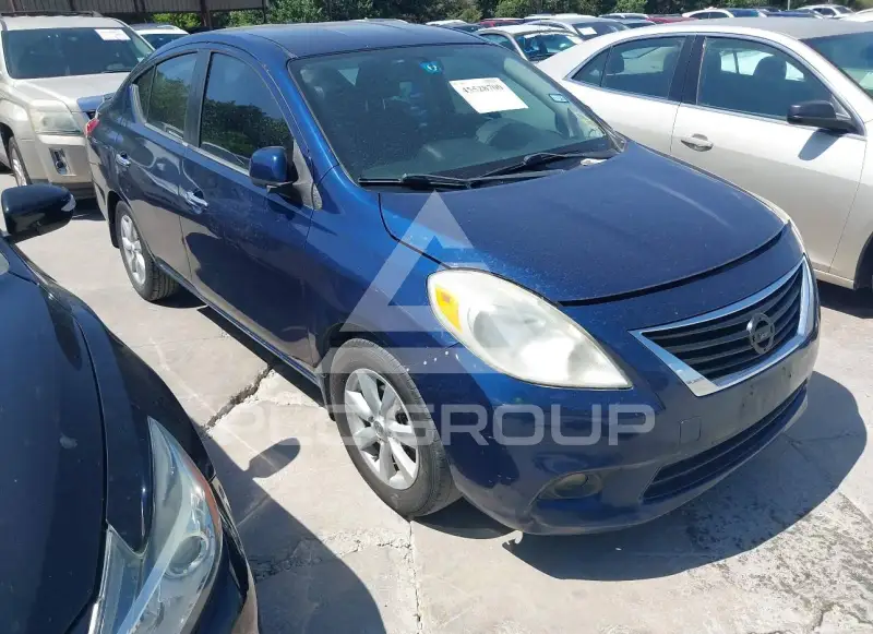 2013 Nissan VERSA photo