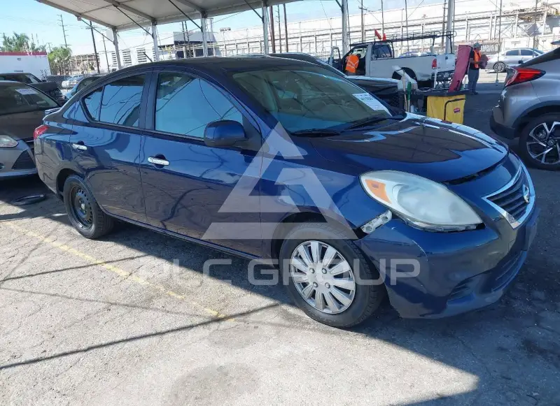 2013 Nissan VERSA фото