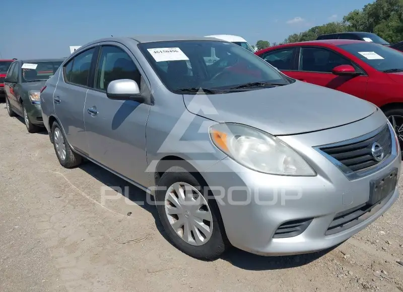 2013 Nissan VERSA фото