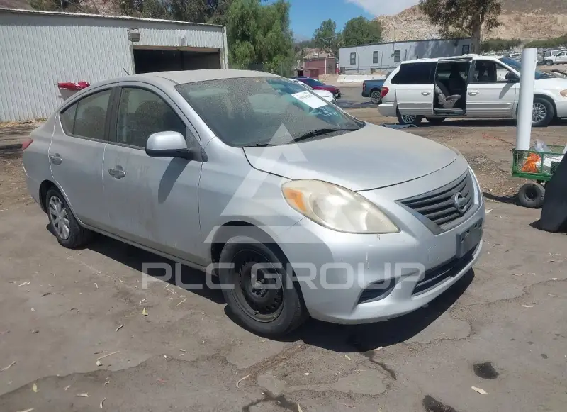 2013 Nissan VERSA фото