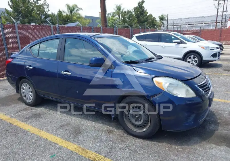 2013 Nissan VERSA фото