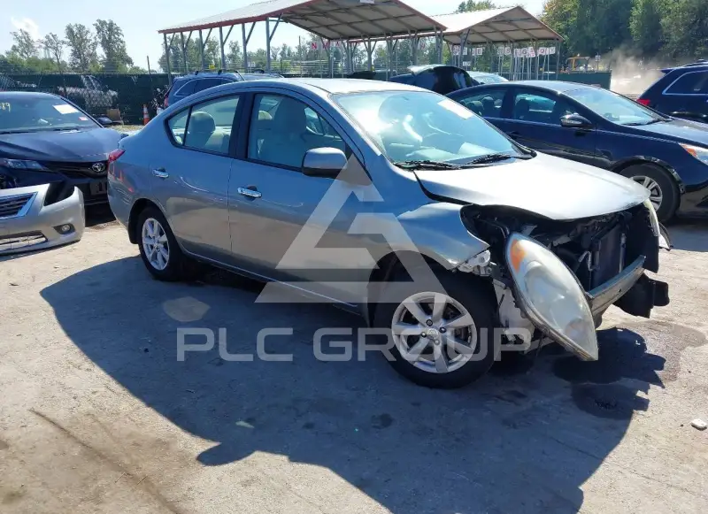 2013 Nissan VERSA фото