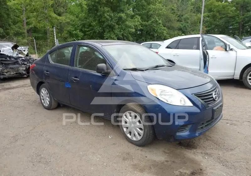 2013 Nissan VERSA фото
