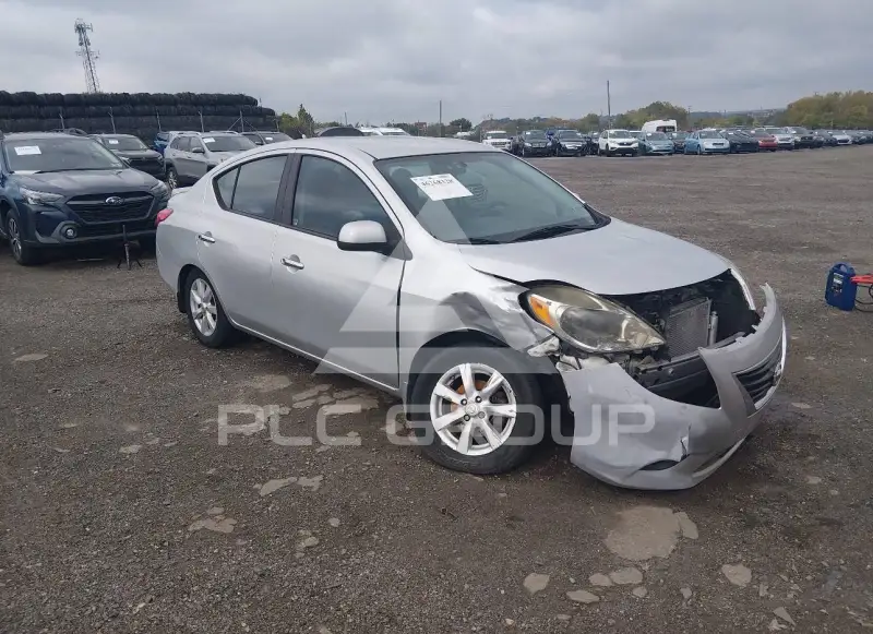 2013 Nissan VERSA фото