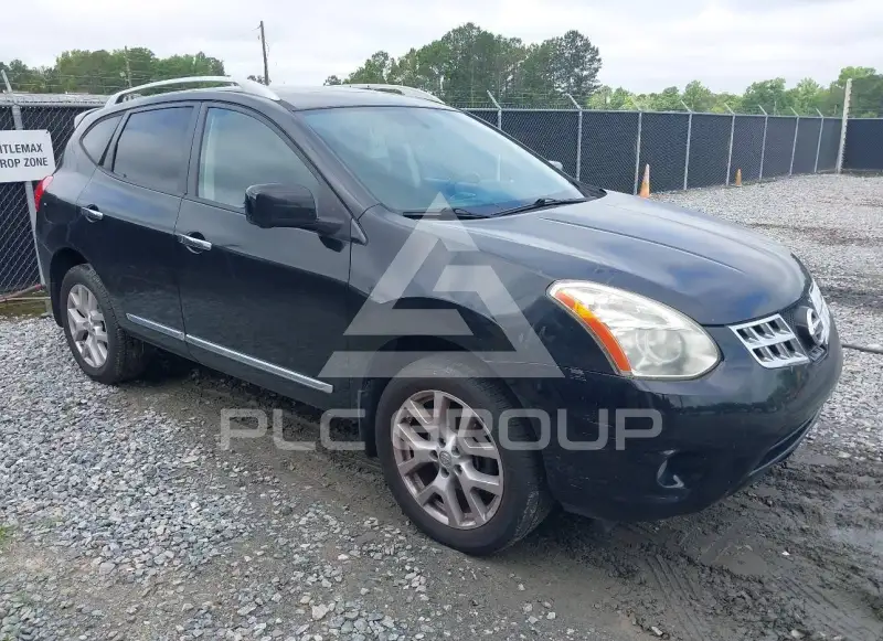 2013 Nissan ROGUE photo