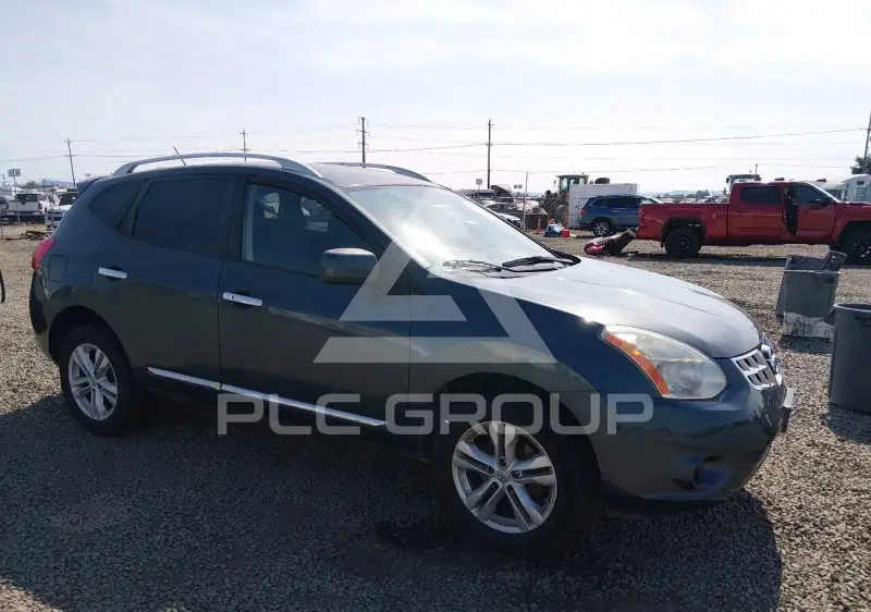 2013 Nissan ROGUE photo