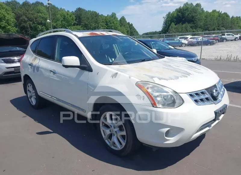 2013 Nissan ROGUE photo