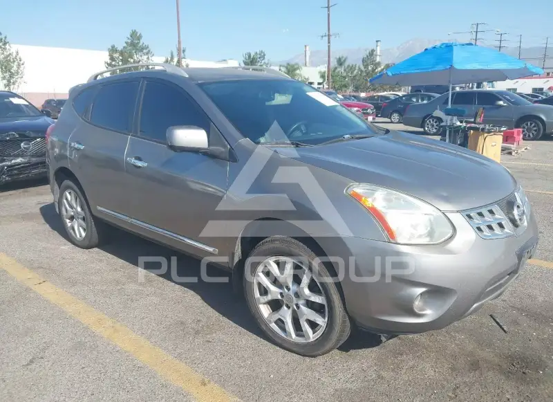 2013 Nissan ROGUE photo