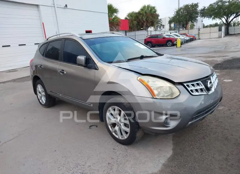 2013 Nissan ROGUE photo