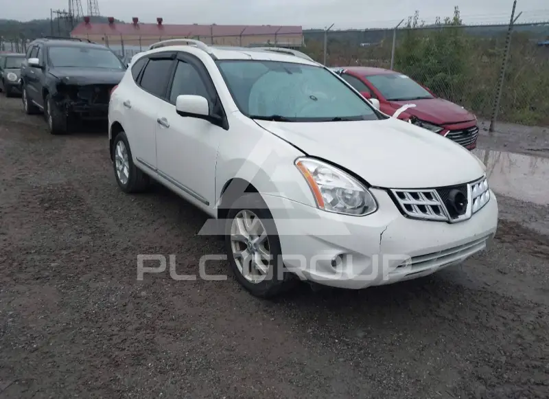 2013 Nissan ROGUE photo