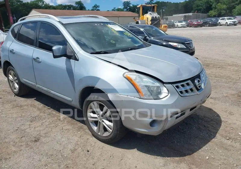2013 Nissan ROGUE photo