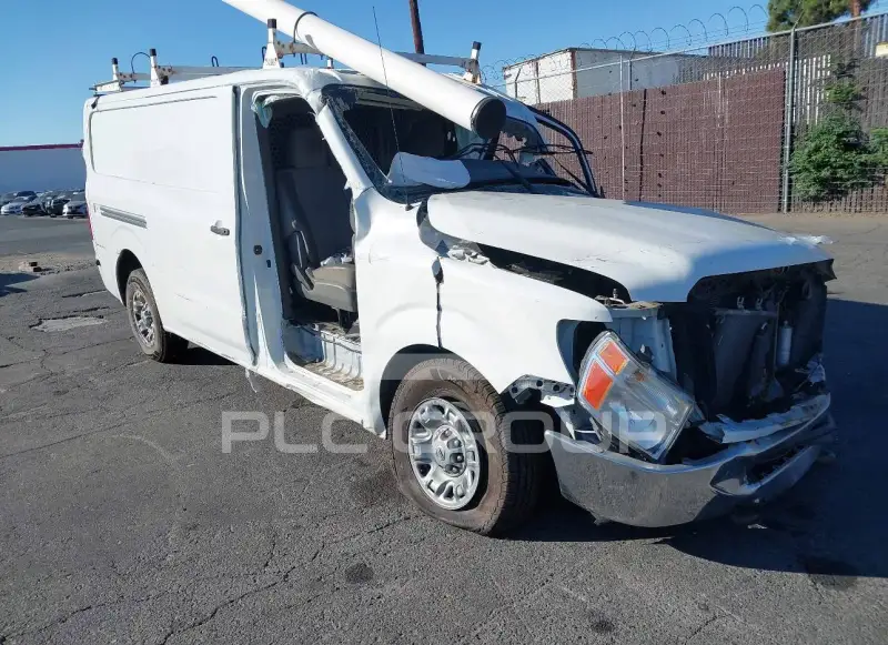 2013 Nissan NV photo