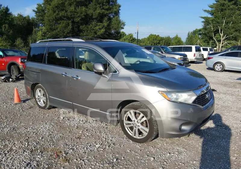 2013 Nissan QUEST фото