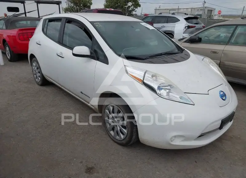 2013 Nissan LEAF photo
