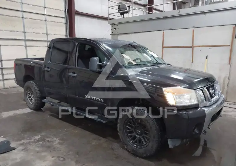 2013 Nissan TITAN фото