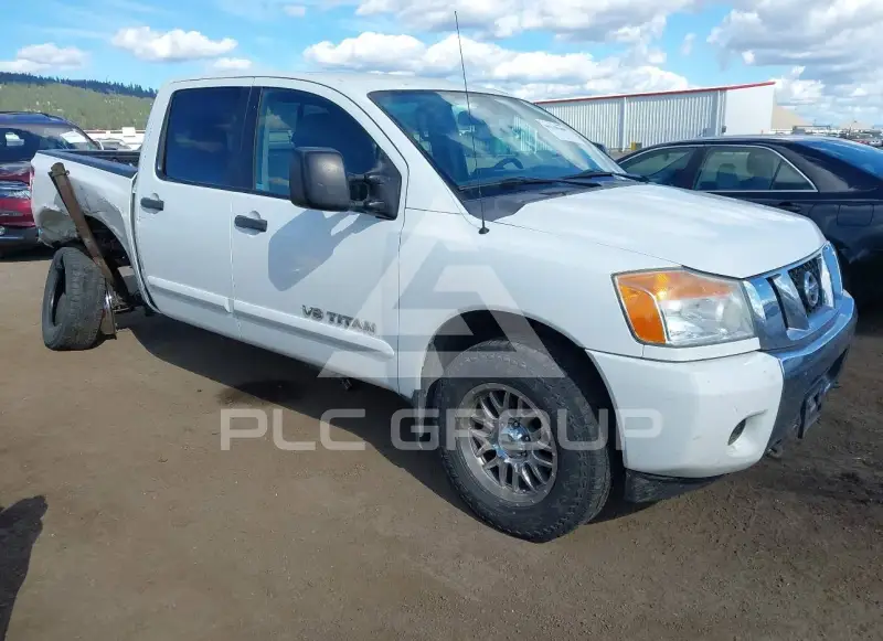 2013 Nissan TITAN фото