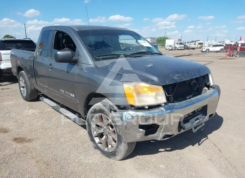 2013 Nissan TITAN фото