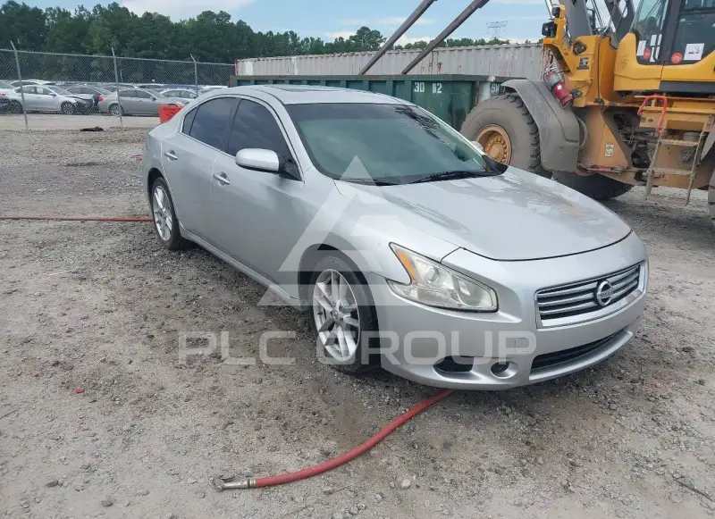 2013 Nissan MAXIMA фото