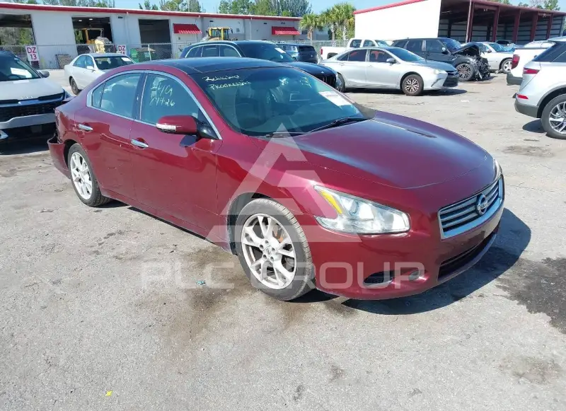 2013 Nissan MAXIMA photo