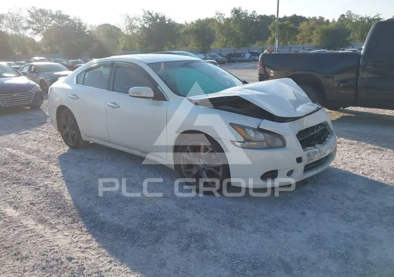 2013 Nissan MAXIMA photo