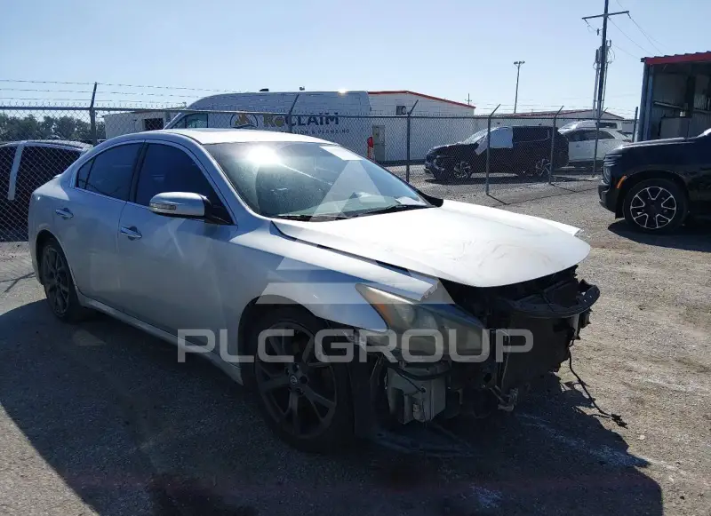 2013 Nissan MAXIMA фото
