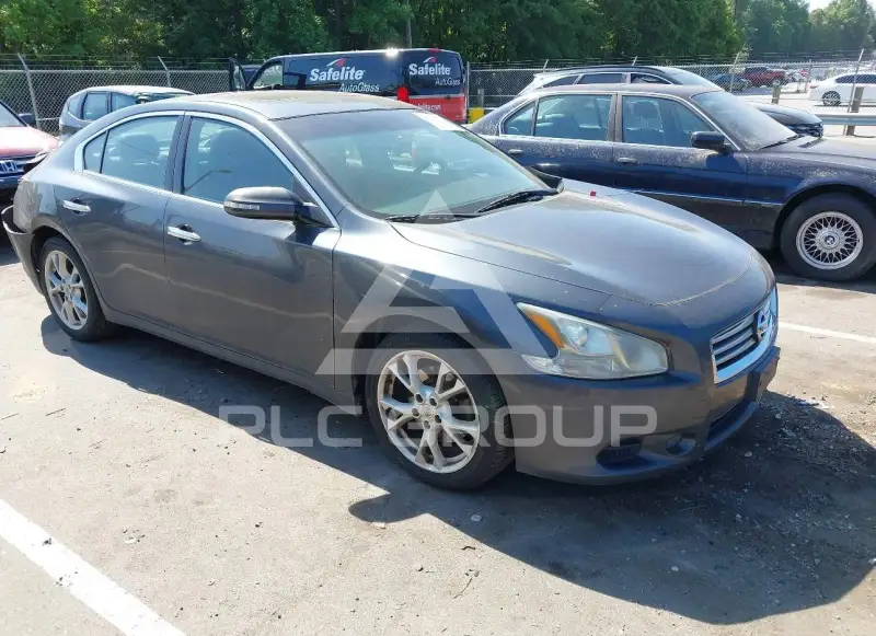 2013 Nissan MAXIMA photo