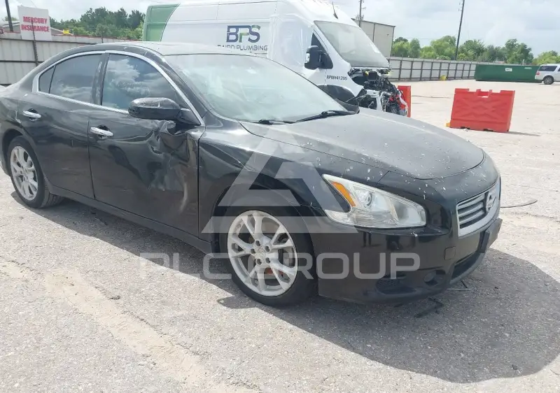2013 Nissan MAXIMA photo