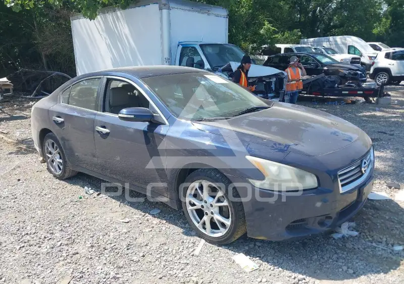 2013 Nissan MAXIMA photo
