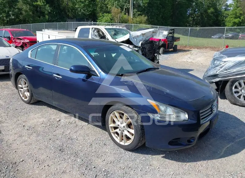 2013 Nissan MAXIMA фото