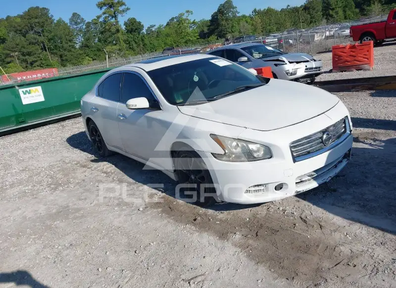 2013 Nissan MAXIMA фото