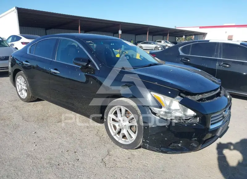2013 Nissan MAXIMA фото