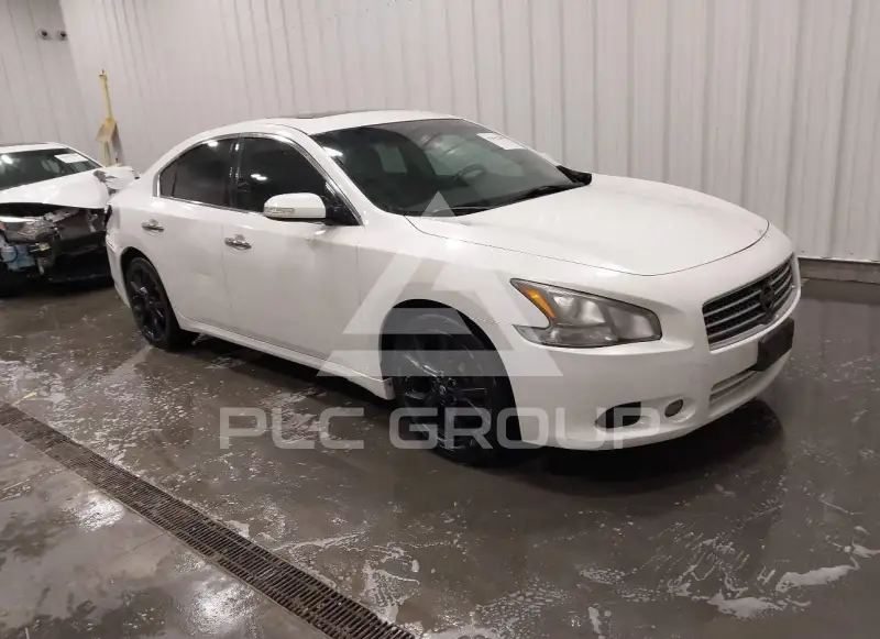 2013 Nissan MAXIMA фото