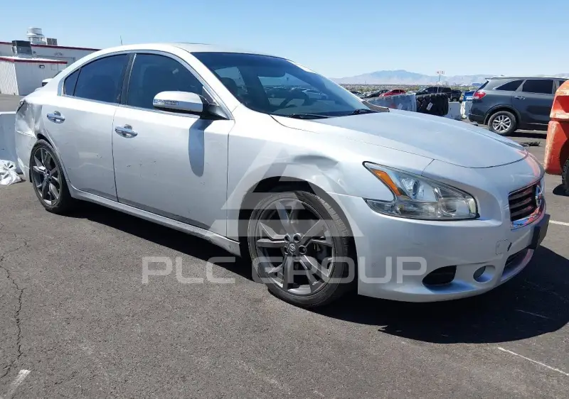 2013 Nissan MAXIMA photo