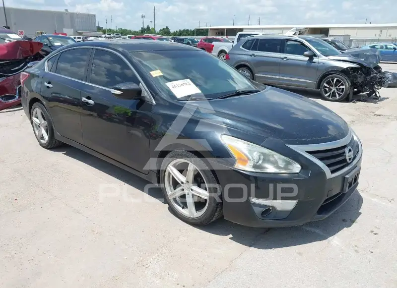 2013 Nissan ALTIMA photo