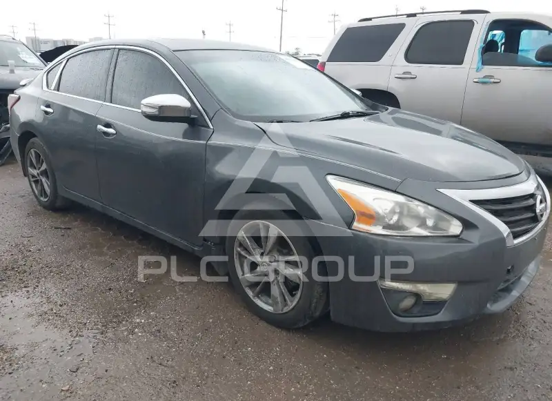 2013 Nissan ALTIMA фото