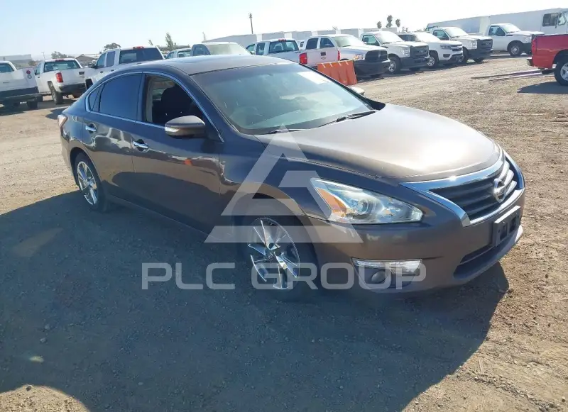 2013 Nissan ALTIMA фото