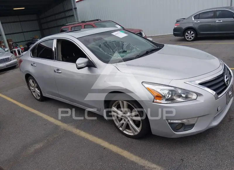 2013 Nissan ALTIMA фото